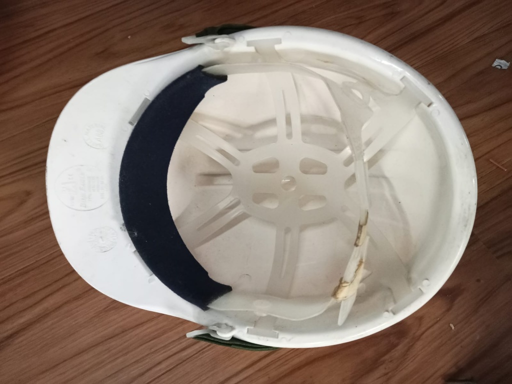 HARD HAT WITH LINER 