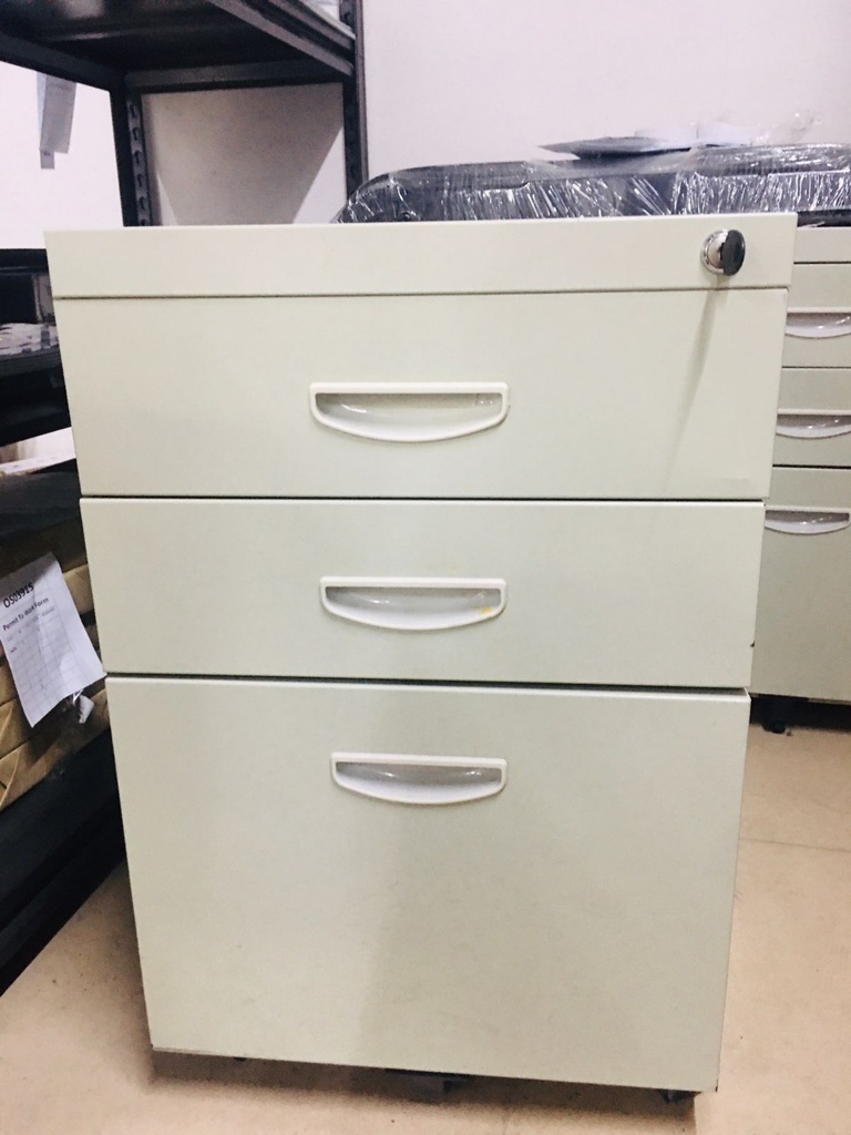 KC00396 - MOBILE PEDESTAL 3-DRAWER STEEL  40CM (L) x 57CM (W) x 65CM(H)
