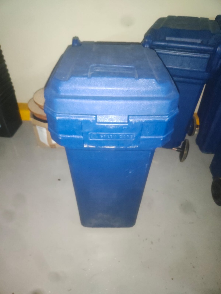 KC00034 - TRASH BIN SIDE WHEEL W/ FOOT PEDAL