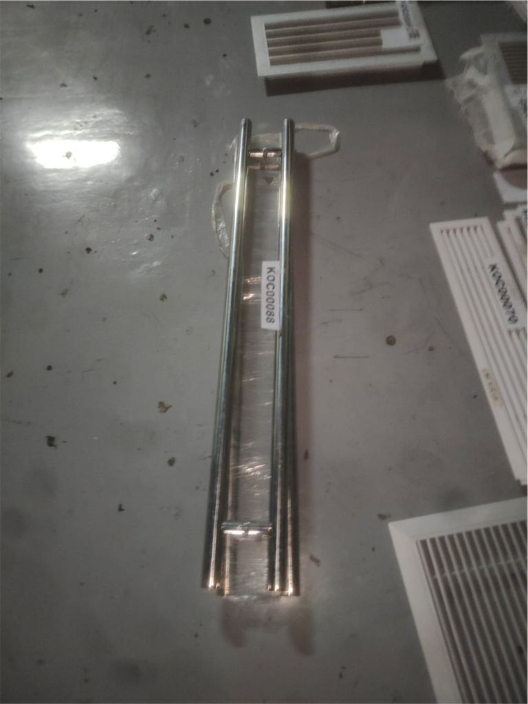KC00088 - METAL DOOR HANDLE