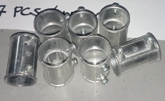 KC00159 - EMT COUPLING 1 1/4"