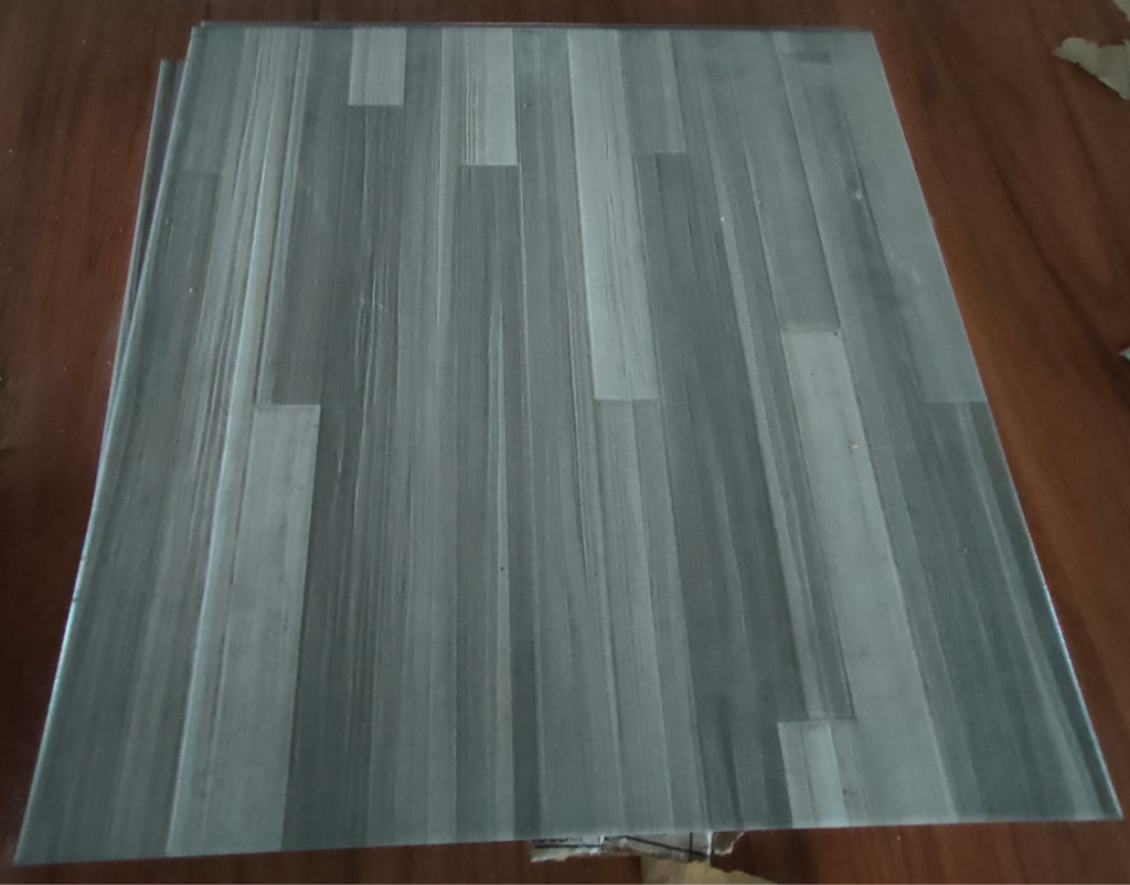 KC00559 - TILES 