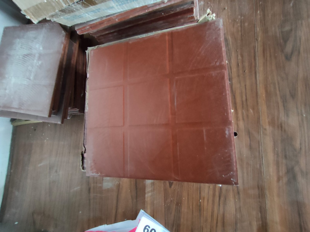 KC00563 - TILES 