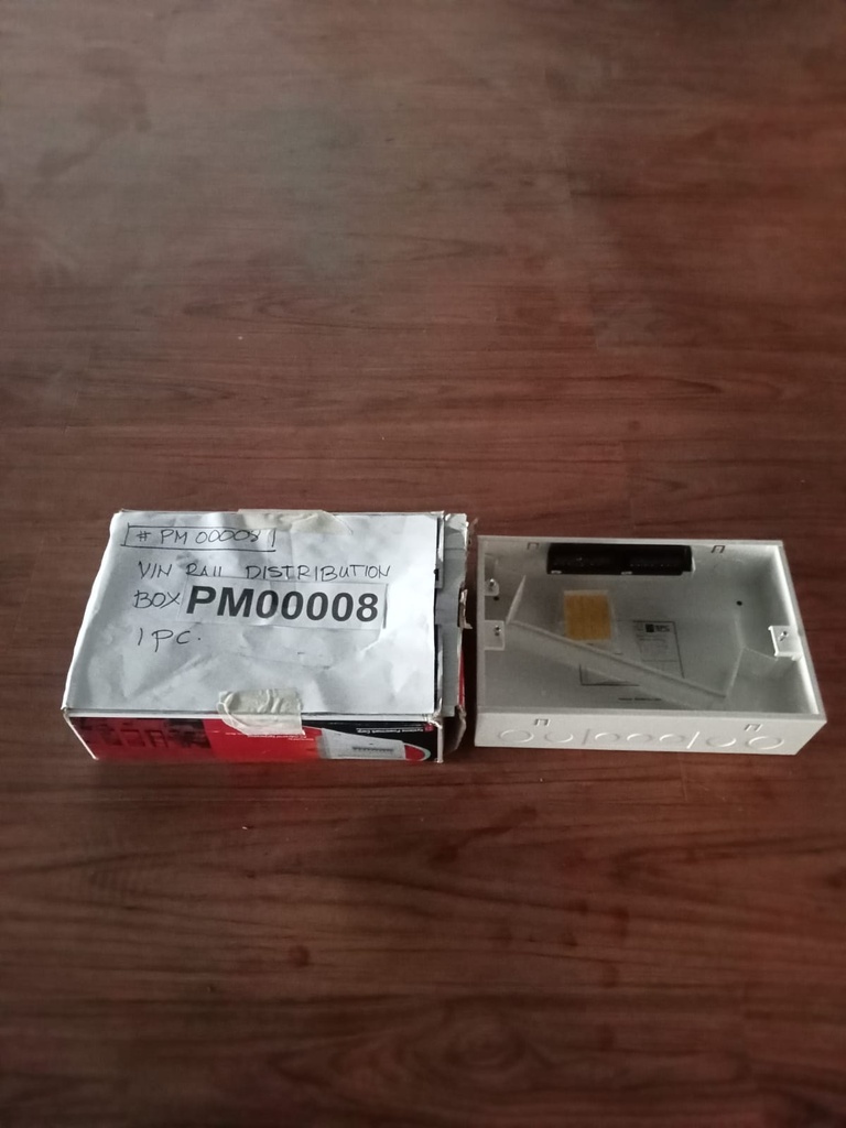 PM00008 - DIN RAIL DISTRIBUTION BOX