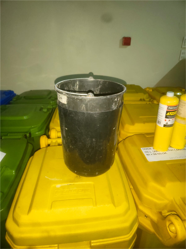 [KC00049] KC00049 - TRASH BIN W/ HANDLE