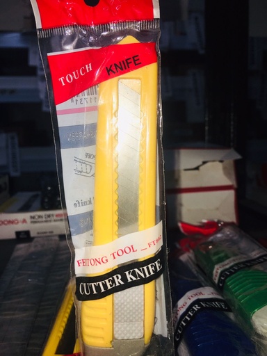 [KC00366] KC00366 - CUTTER KNIFE - YELLOW