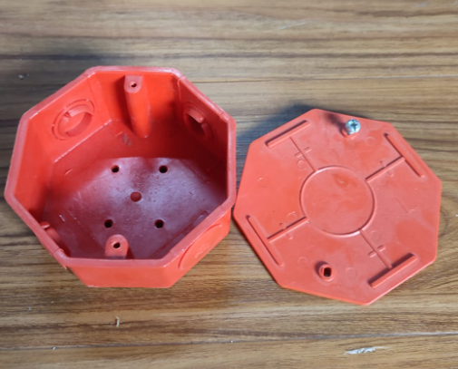 [PM00198] PM00198 - PVC JUNCTION BOX OCTAGON WITH COVER